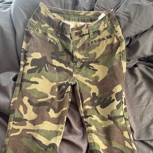 SHEIN Camouflage High Rise Women Jeans